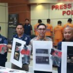 Polri melalui Polda Jawa Timur berhasil membongkar grup WhatsApp “INFO VID” yang digunakan untuk menyebar konten pornografi